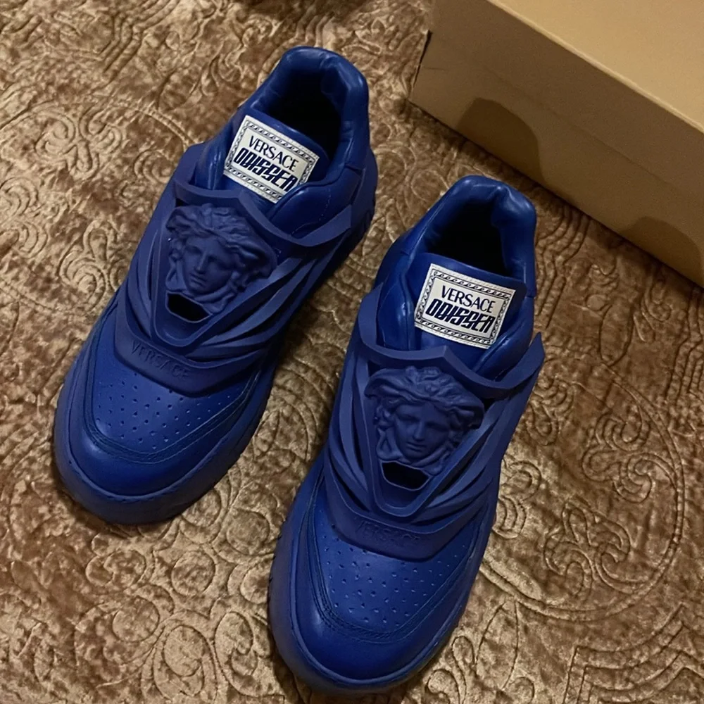 Versace tennis shoes - Picture 4 of 7